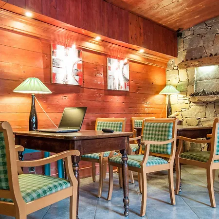 Brit Florimont Hotel 3*